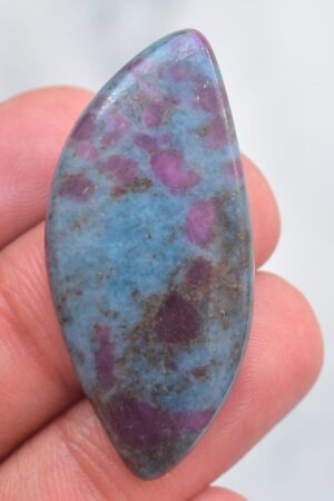 Ruby Kyanite Cabochon / Top Selection Ruby Kyanite Gemstone / Freeform Shape / 41.00 Ct. / 43x20x4 mm / Loose Gemstone I-651