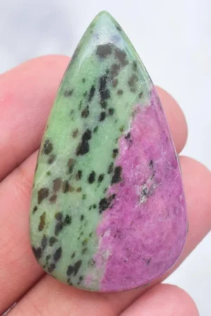 Ruby Zoisite Cabochon / High Quality Ruby Zoisite Gemstone / Pear Shape / 62.75 Ct. / 45x25x6 mm / Loose Gemstone / K-184