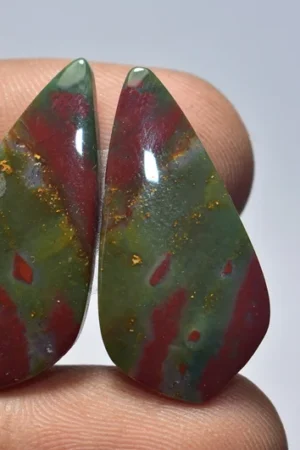 Title: Bloodstone Pair Cabochon / Bloodstone Pair Gemstone / Oval Shape / 28.45 Ct. / 26×13×4 mm. / Loose Gemstone / M‑430
