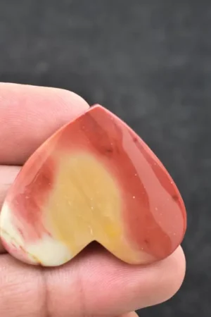 Red Mookaite Cabochon / Red Mookaite Gemstone / For jewelry / Heart Shape / 41.80 ct. / 32x38x5 mm. / Loose Gemstone / Q-124