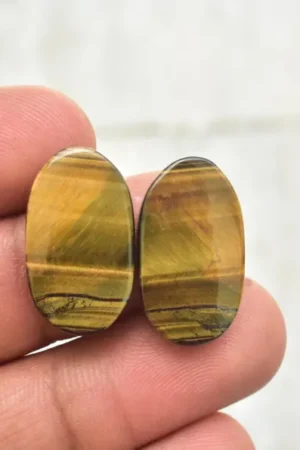 Title: Tiger Eye Pair Cabochon / Tiger Eye Pair Gemstone / Oval Shape / 27.45 Ct. / 27x13x4 mm. / Loose Gemstone / Q-176
