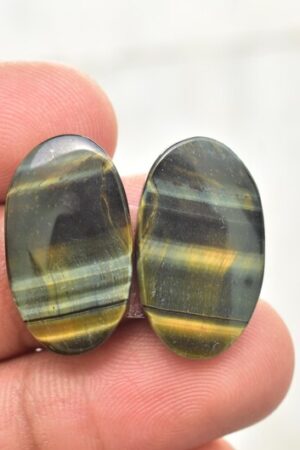 Title: Tiger Eye Pair Cabochon / Tiger Eye Pair Gemstone / Oval Shape / 23.70 Ct. / 24×14×4 mm. / Loose Gemstone / Q‑174