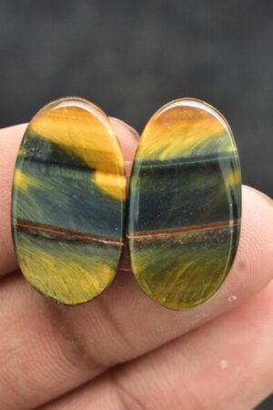Title: Tiger Eye Pair Cabochon / Tiger Eye Pair Gemstone / Oval Shape / 22.90 Ct. / 23×13×4 mm. / Loose Gemstone / Q‑179