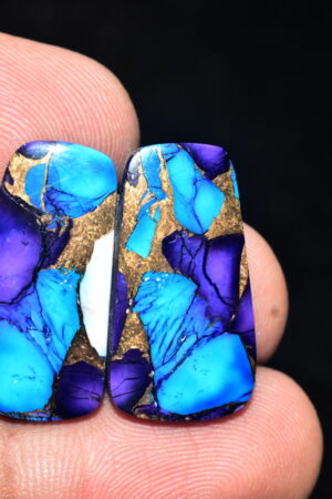 Blue Copper Turquoise Pair Cabochon / Turquoise Pair Cabochon / Freeform Shape / 29.95 ct. / 25x14x4 mm. / Loose Gemstone / Q-636