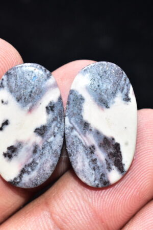 Porcelain Jasper Pair Cabochon / Porcelain Jasper Pair Gemstone / Exotica Jasper Pair / Oval Shape / 21.20 Ct. / 23x13x4 mm. / Q-831