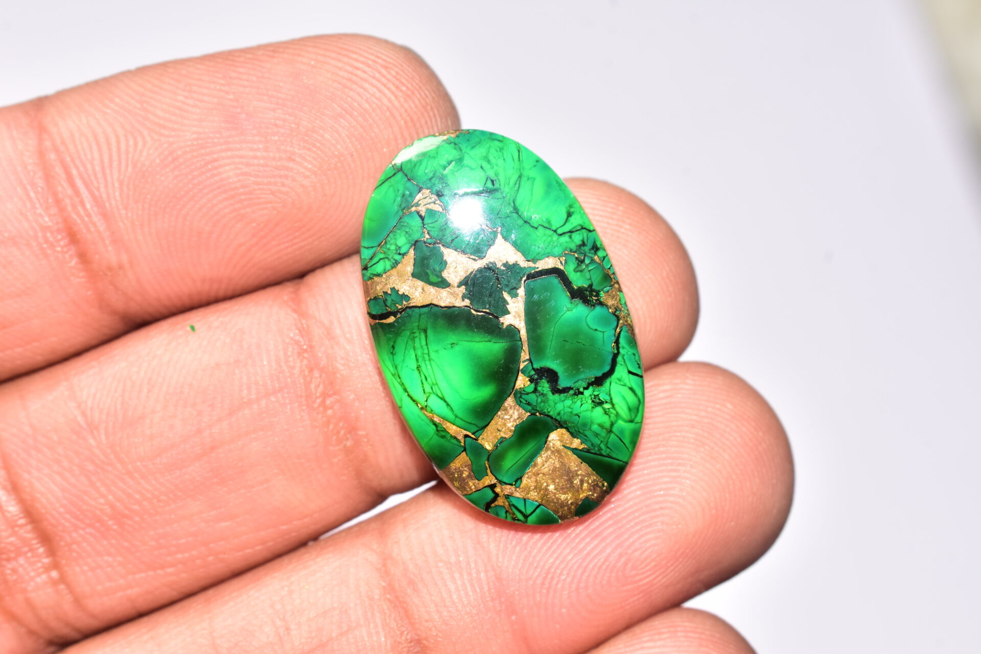 Green Dahlia Copper Turquoise Cabochon / Green Dahlia Copper Turquoise Gemstone / Oval Shape / 21.30 Ct. / 28x17x4 mm. / Q-948 - Image 3