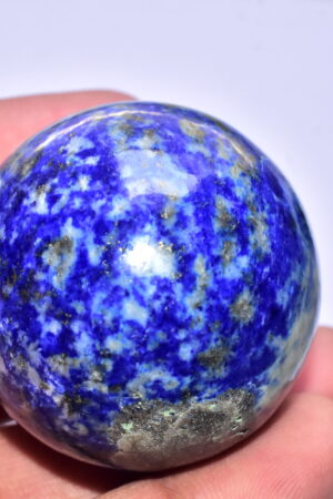 Sodalite Sphere Gemstone / 117.42 Gram / 43x42 mm. / B-30