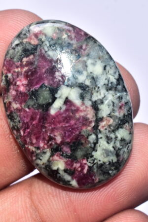 Eudialyte Cabochon / Top Grade Eudialyte Gemstone / Oval Shape / 45.65 Ct. / 35x4x6 mm. / Loose Gemstone / B-109