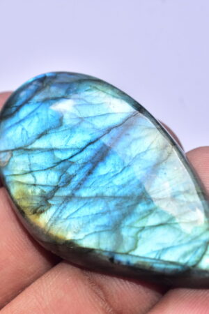 Labradorite Cabochon / Flashy Labradorite Gemstone / Pear Shape / 81.15 ct. / 50x26x7 mm. / Loose Gemstone / B-115