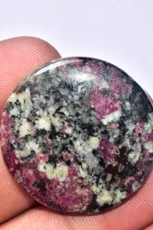 Eudialyte Cabochon / Top Grade Eudialyte Gemstone / Round Shape / 37.00 Ct. / 31x4 mm. / Loose Gemstone / B-110